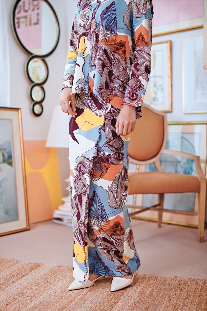 The Narik Women Scallop Folded Skirt - Lindung