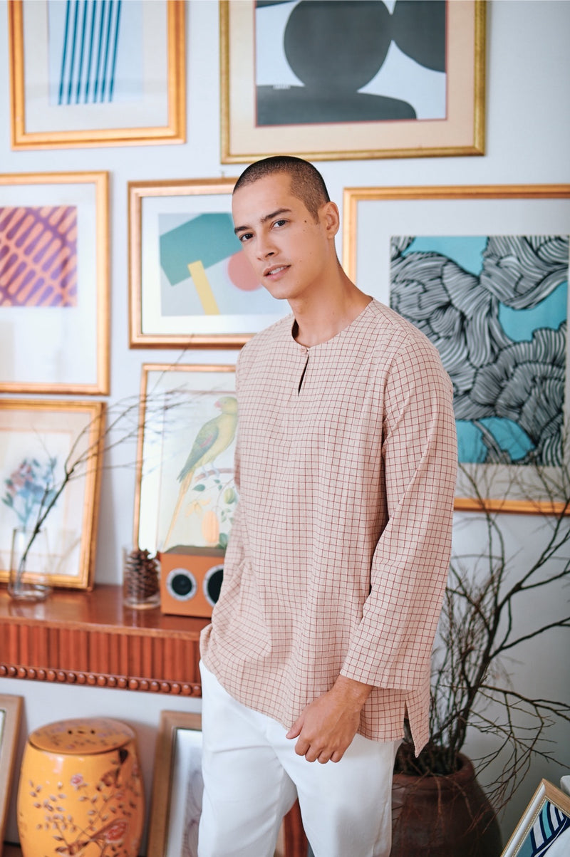 kurta cekak musang petak merah lelaki 