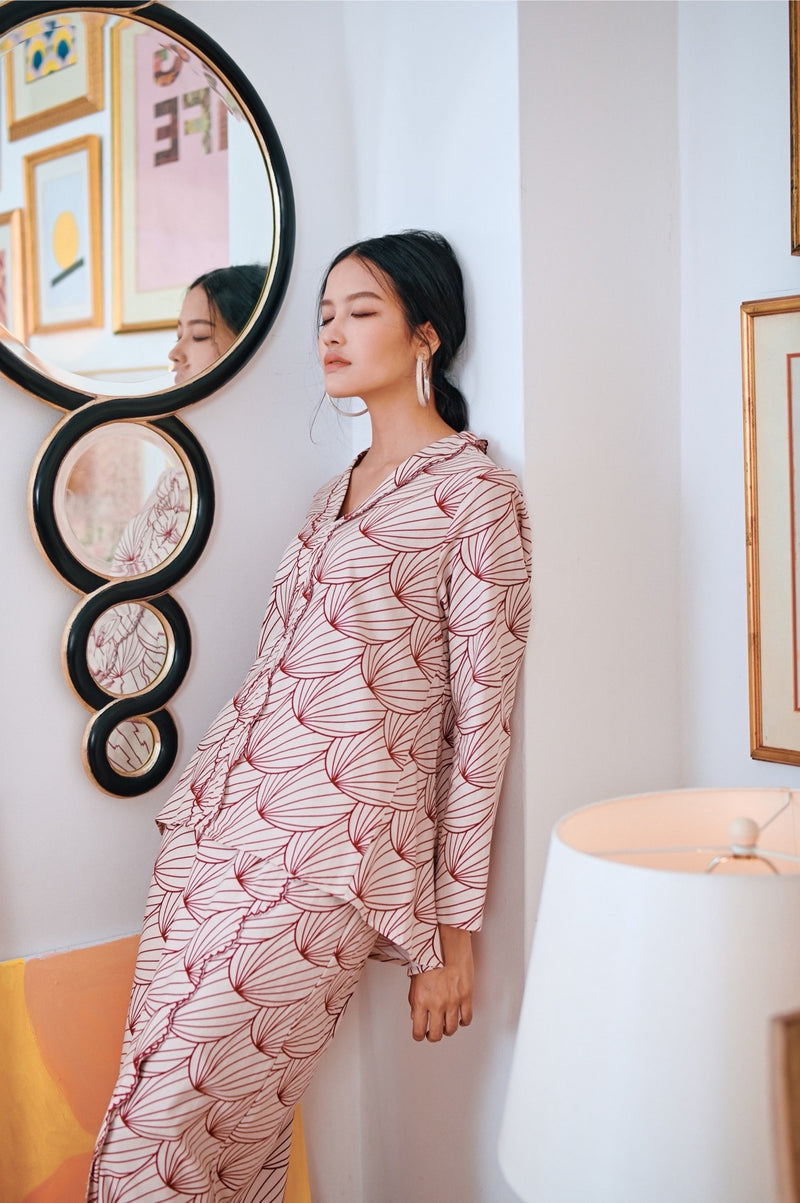 The Narik Women Scallop Kebaya Top - Sokong