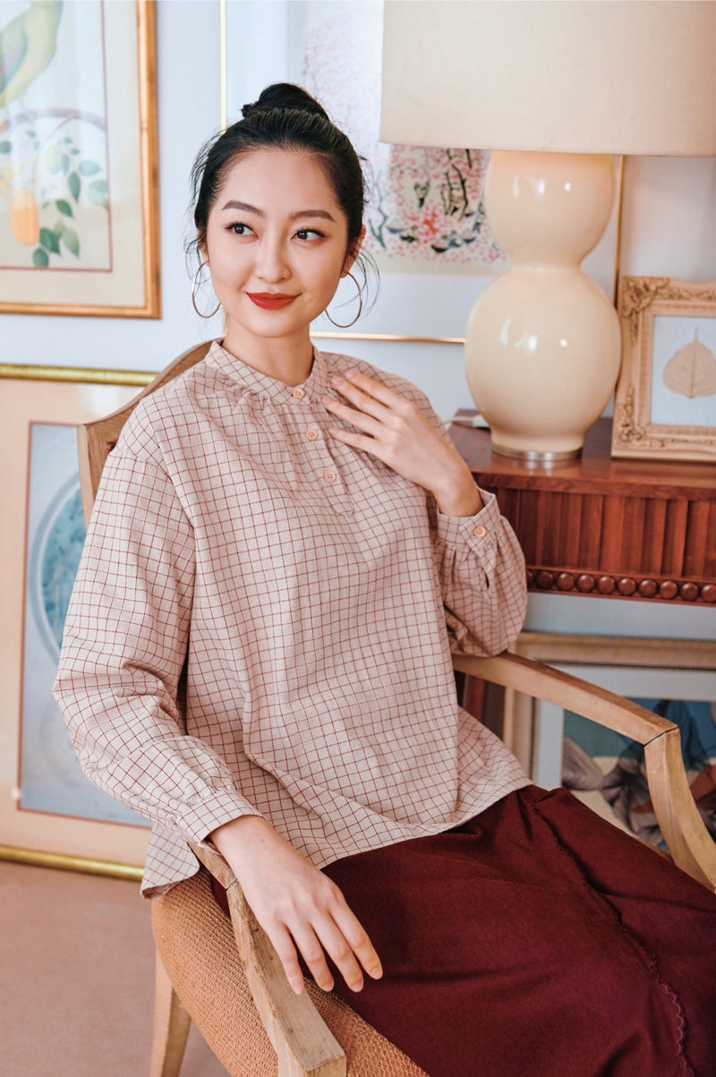 blouse petak lengan panjang berbutang merah perempuan 