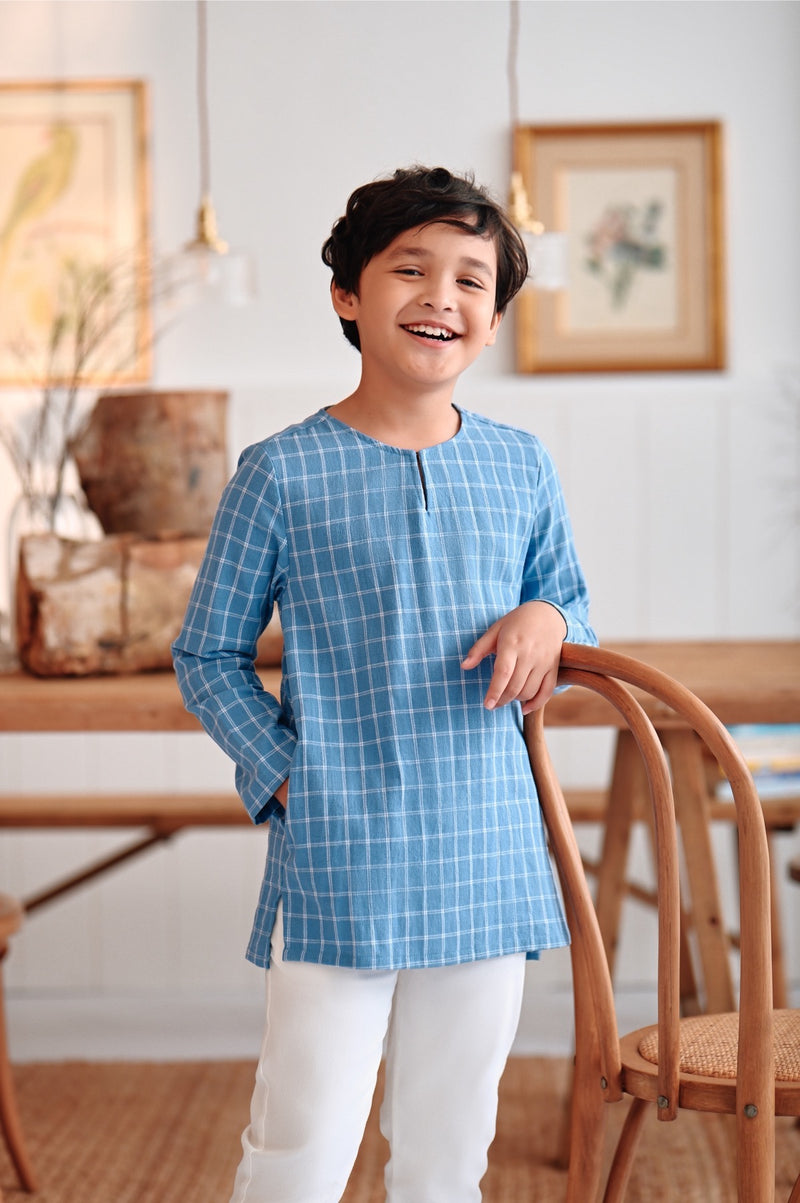 kurta cotton berkotak biru cair budak 