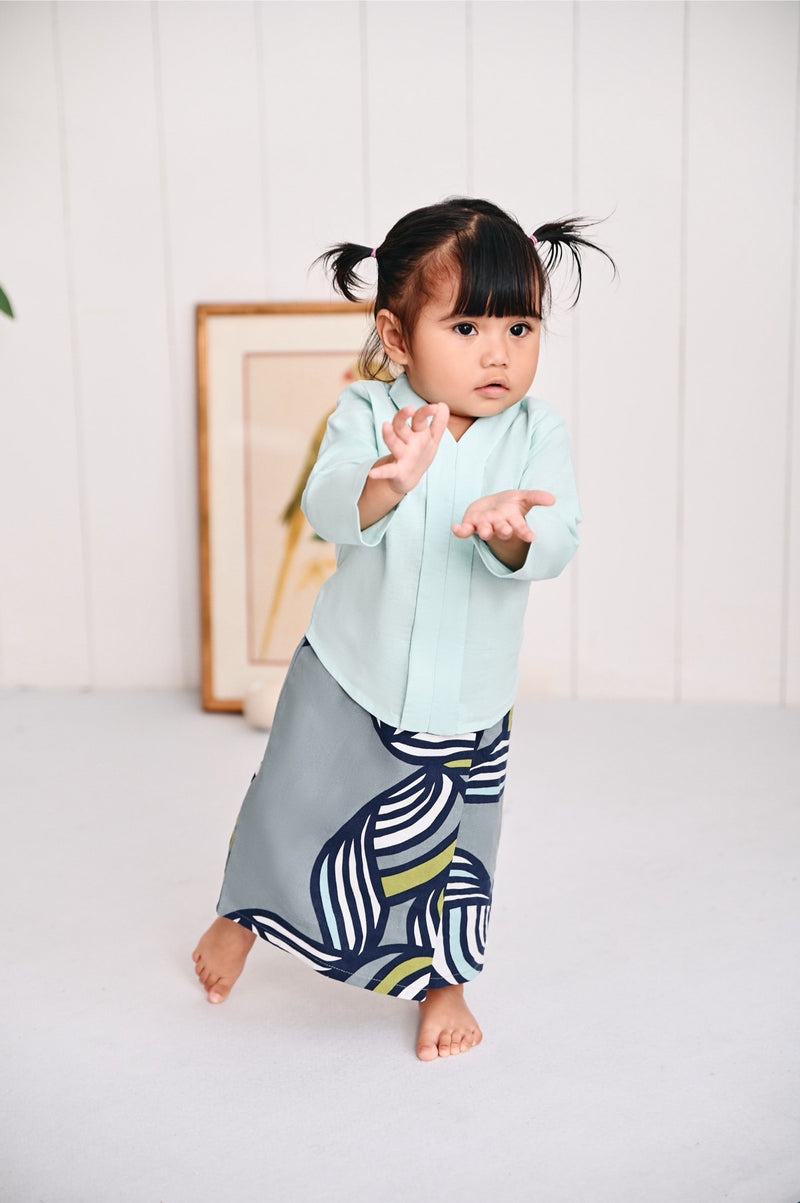 The Narik Babies Kebaya - Tiffany Blue