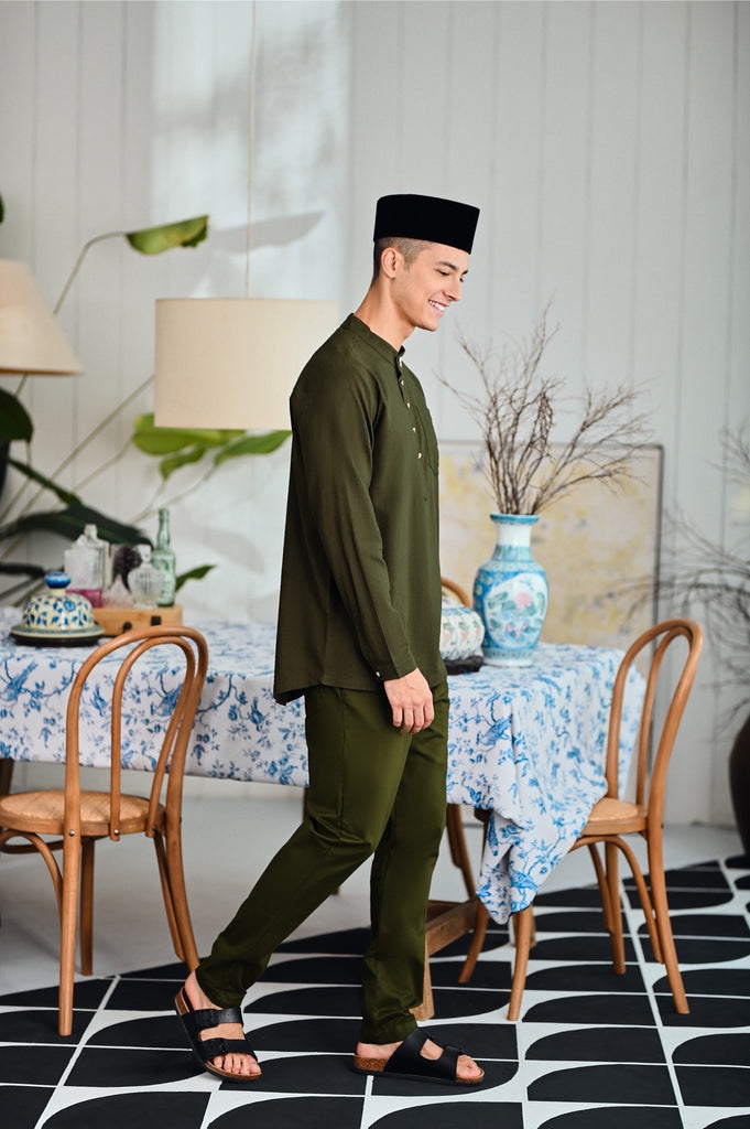 The Evergreen Men Baju Melayu Top - Olive