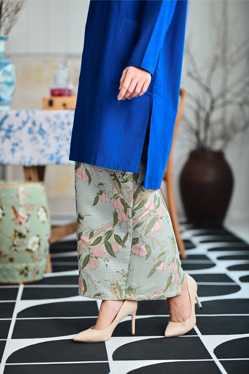 The Evergreen Women Jacquard Skirt - Tiffany Spring