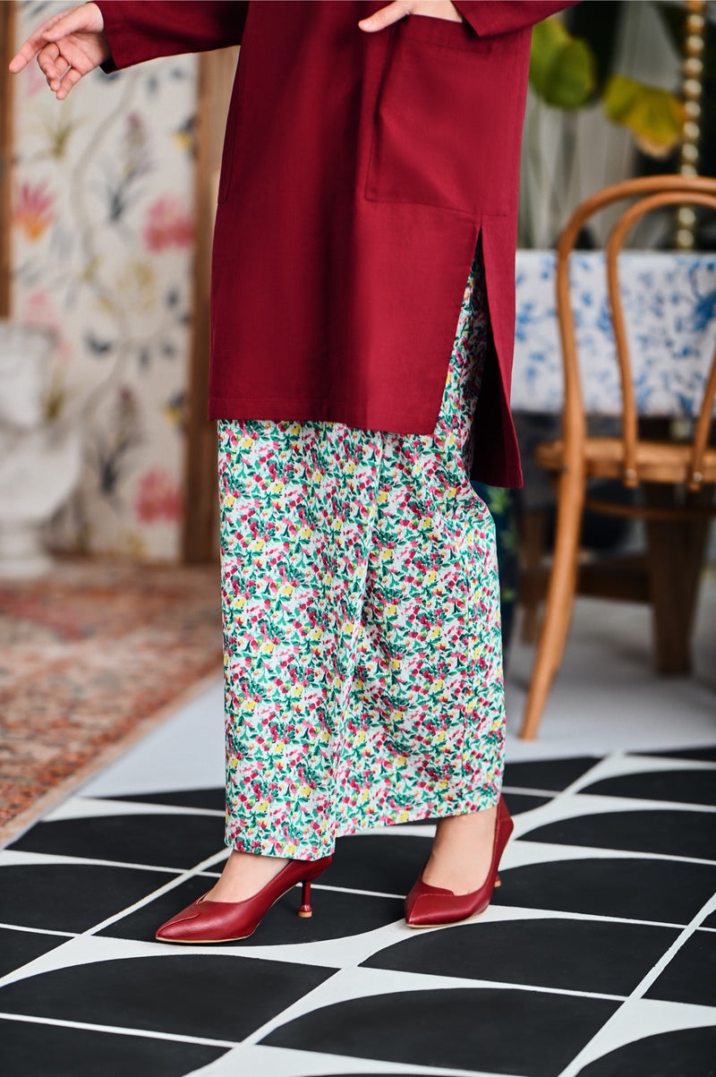 kain lipat depan bercorak bunga dewasa 