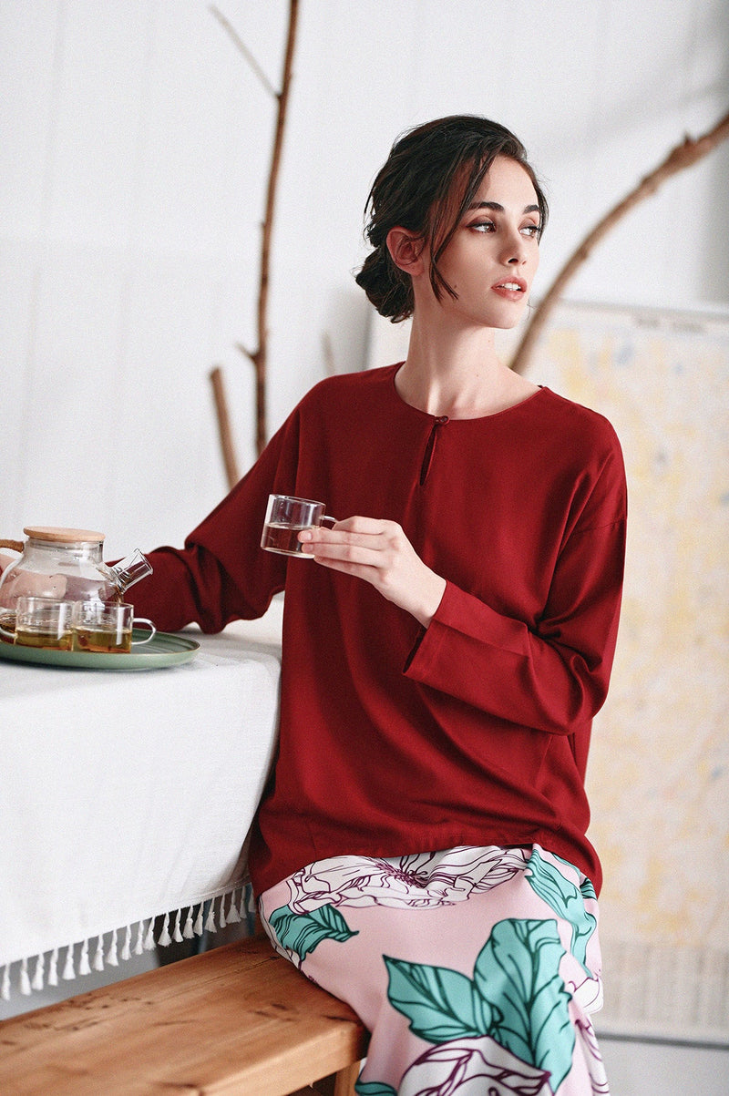 The Saat Kita Women Mulia Blouse - Maroon