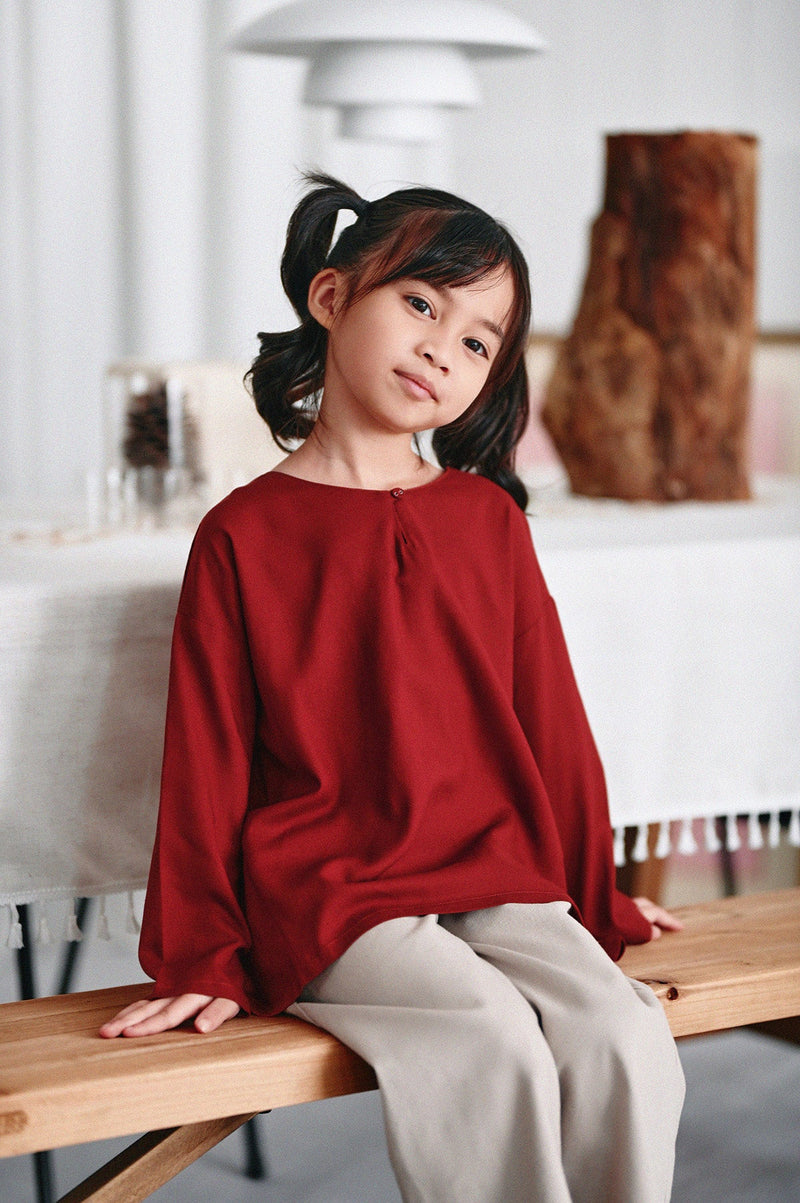 The Saat Kita Mulia Blouse - Maroon
