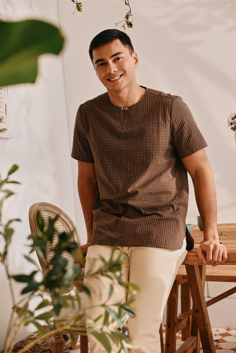 The Tanam Men Short Sleeve Kurta - Complete Brown Checked