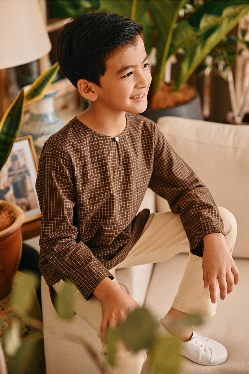 The Tanam Pesak Kurta - Complete Brown Checked