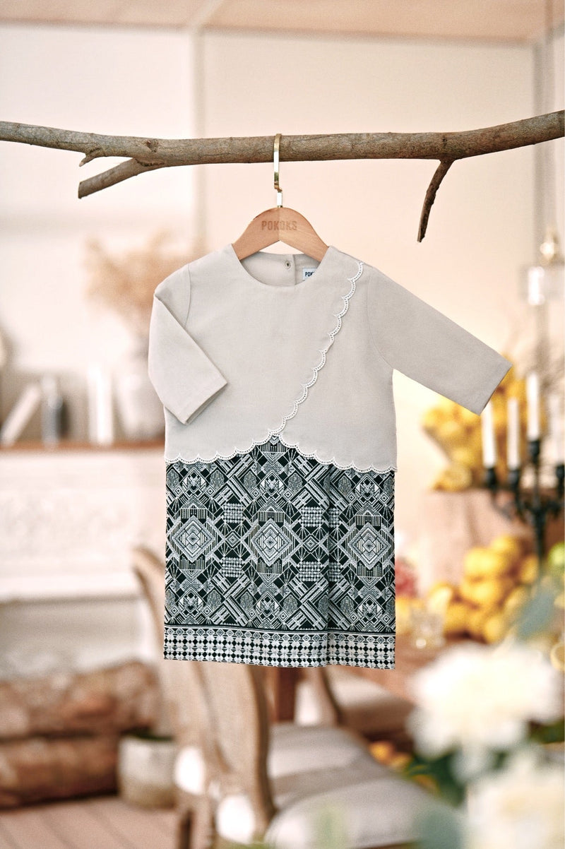 The Menuai Babies Broderie Jacquard Kurung - Champagne