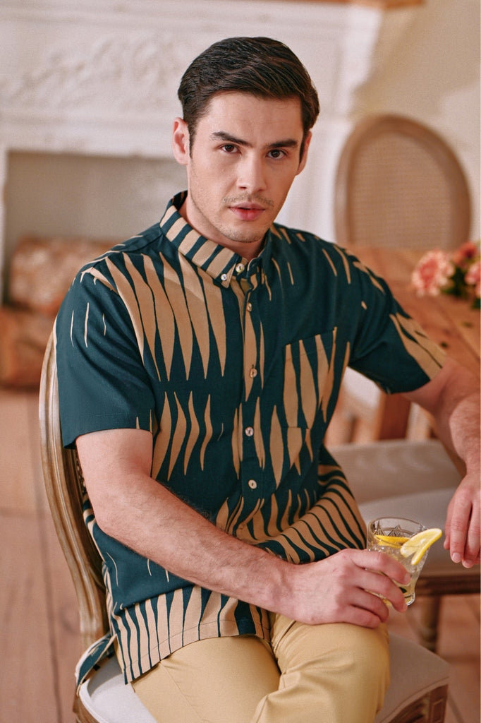 The Menuai Men Batik Shirt - Sepals