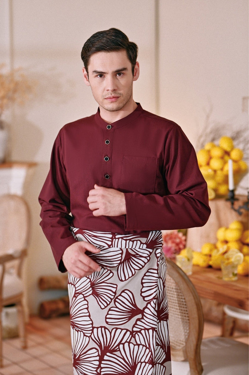 The Menuai Men Baju Melayu Top - Mangosteen