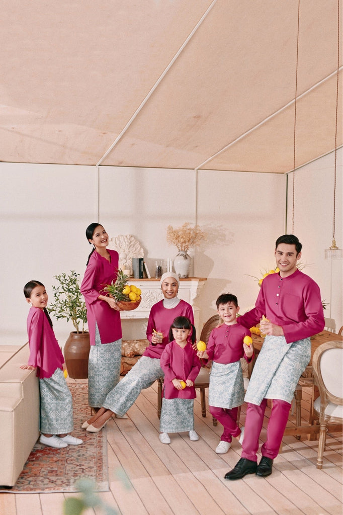 The Menuai Baju Melayu Top - Fuchsia