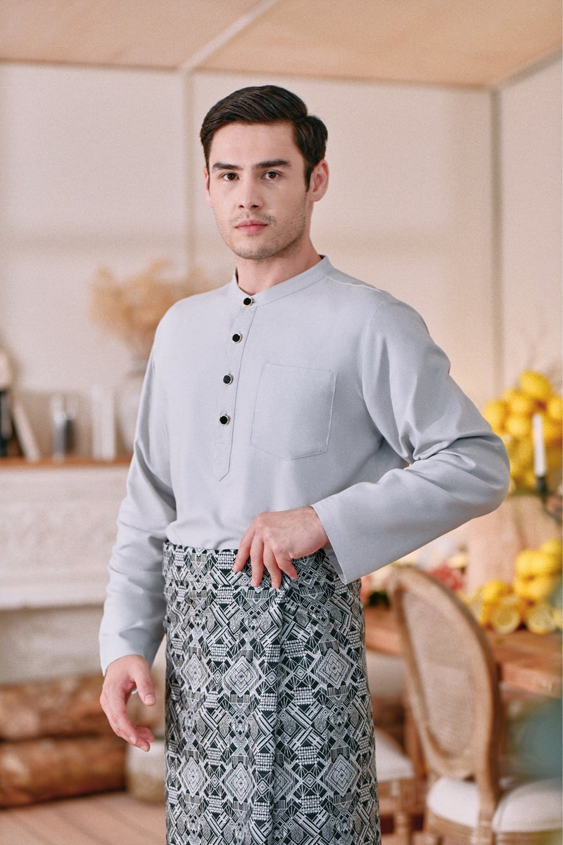 The Menuai Men Baju Melayu Top - Light Grey