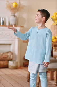 The Menuai Pesak Kurta - Light Blue