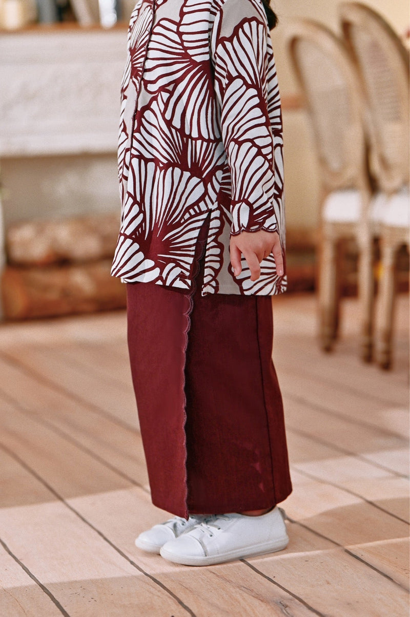 The Menuai Broderie Folded Skirt - Mangosteen