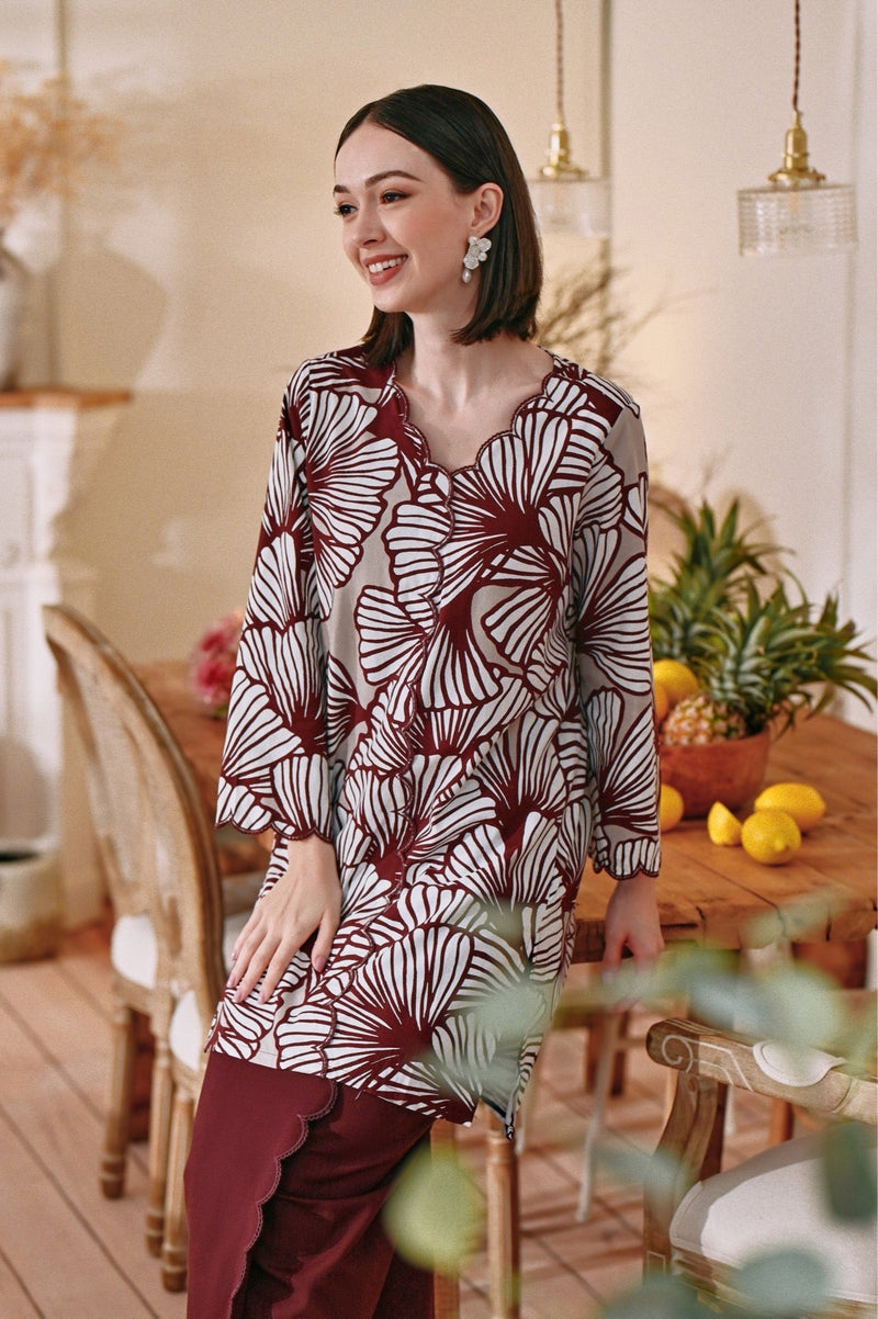 The Menuai Women Broderie Kurung Top - Petals