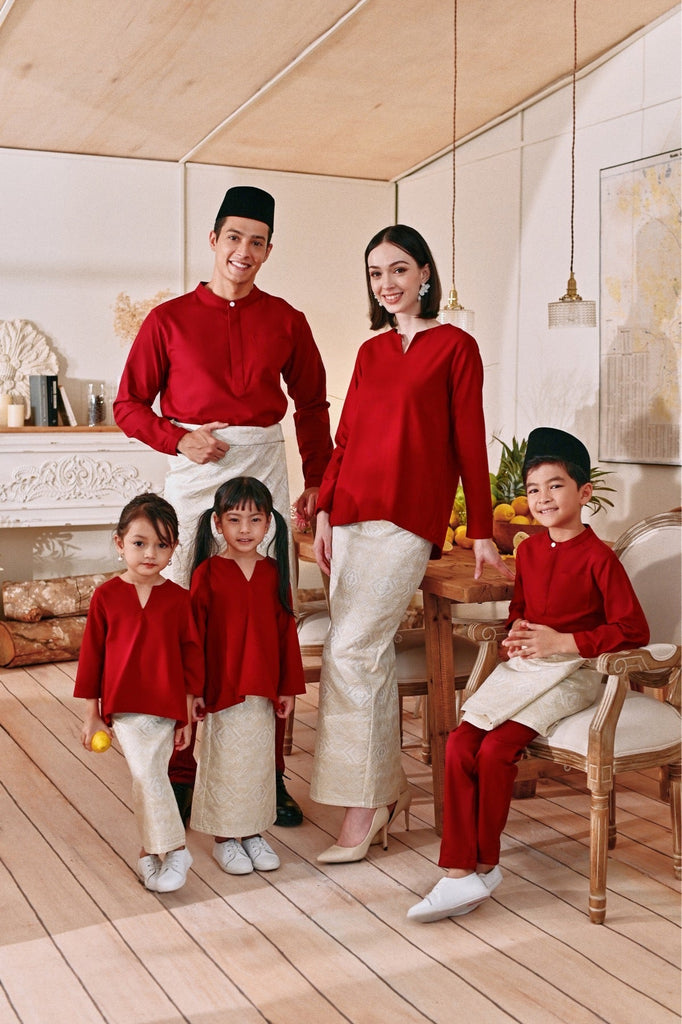 The Menuai Baju Melayu Top - Maroon