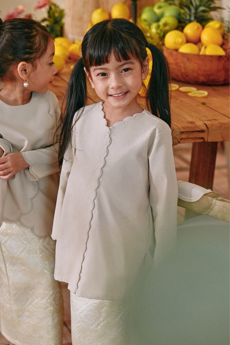 The Menuai Broderie Kurung Top - Champagne