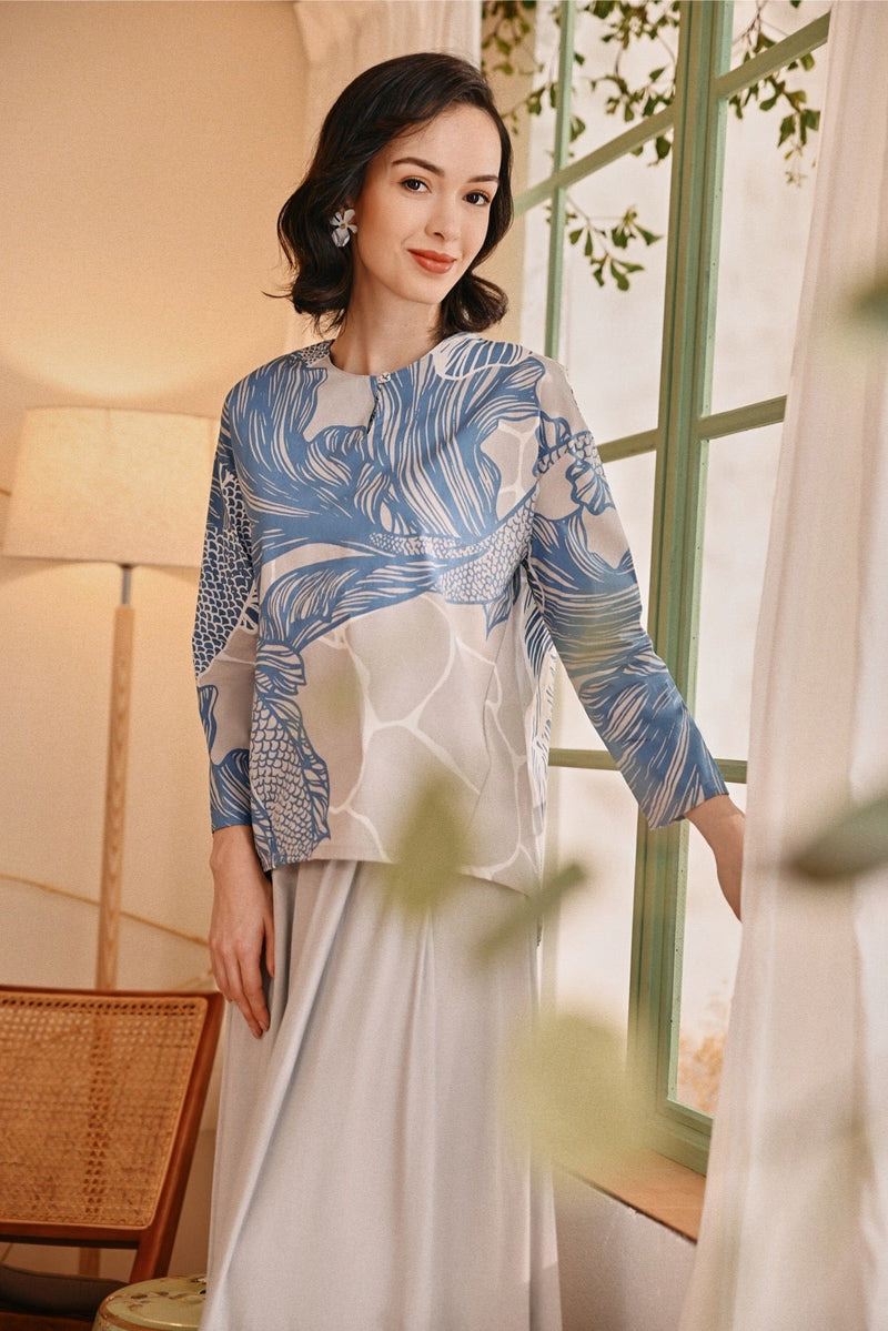 The Lembah Women Suria Blouse - Rivers