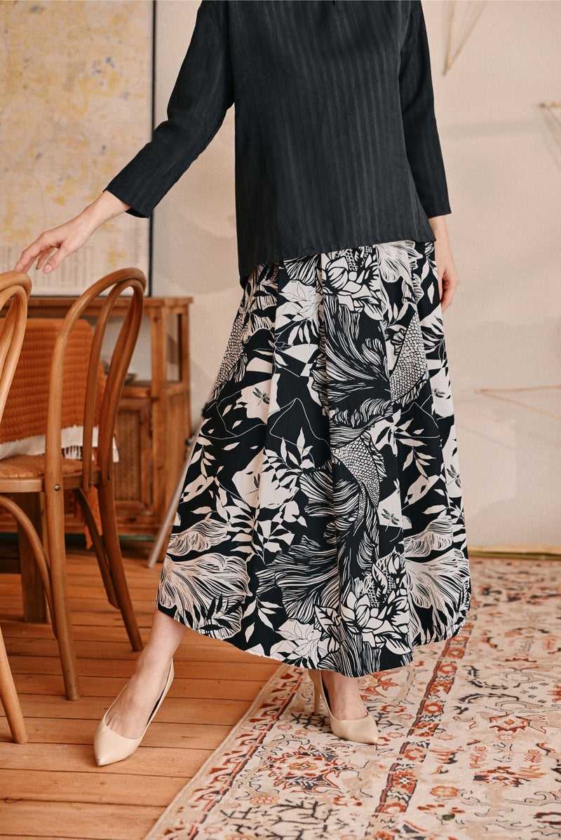 The Lembah Women Umbrella Skirt - Hills