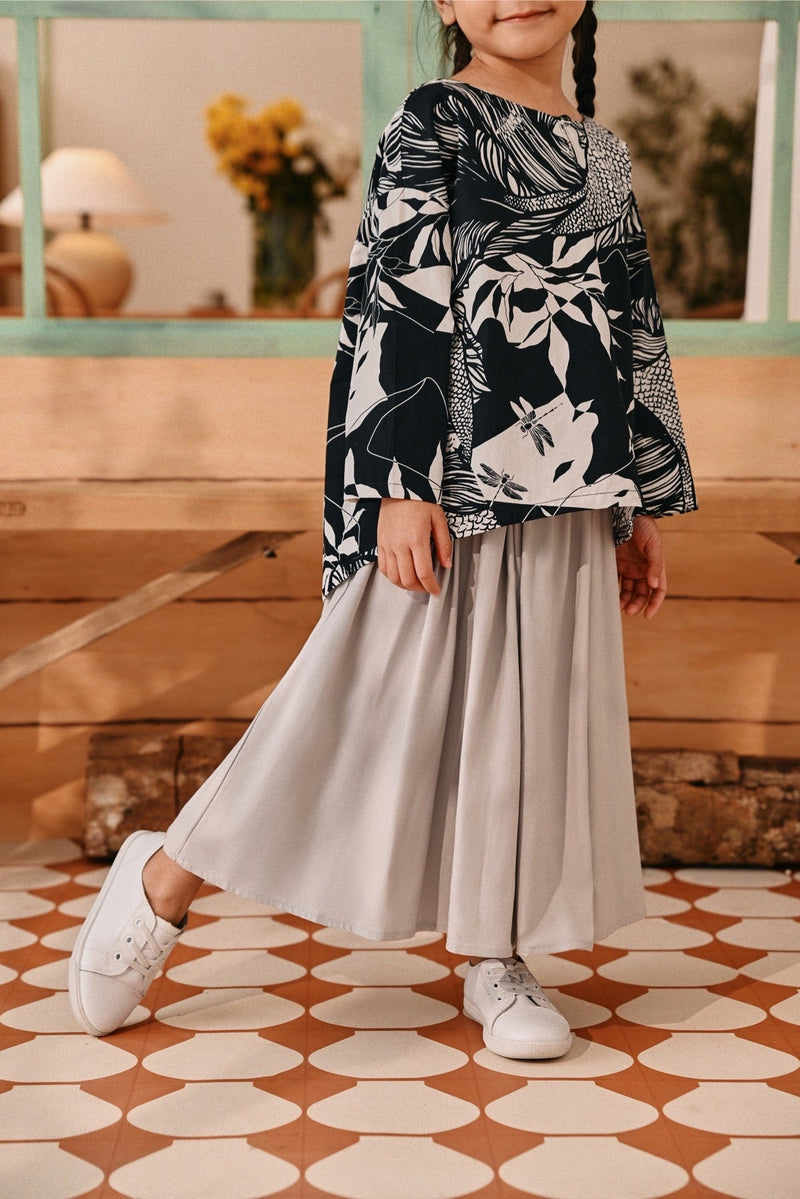 The Lembah Umbrella Skirt - Light Grey