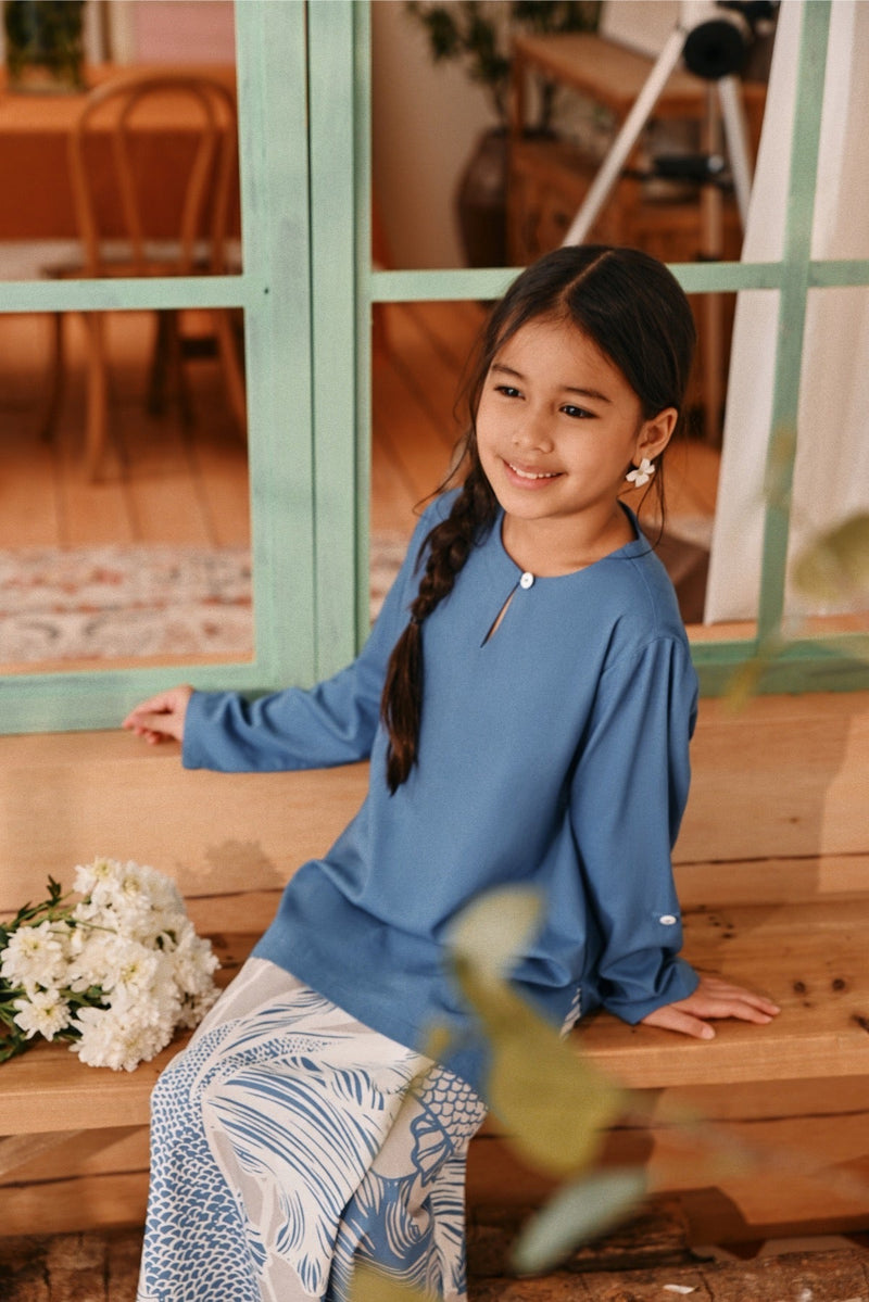 The Lembah Airy Kurung Top - Blue West