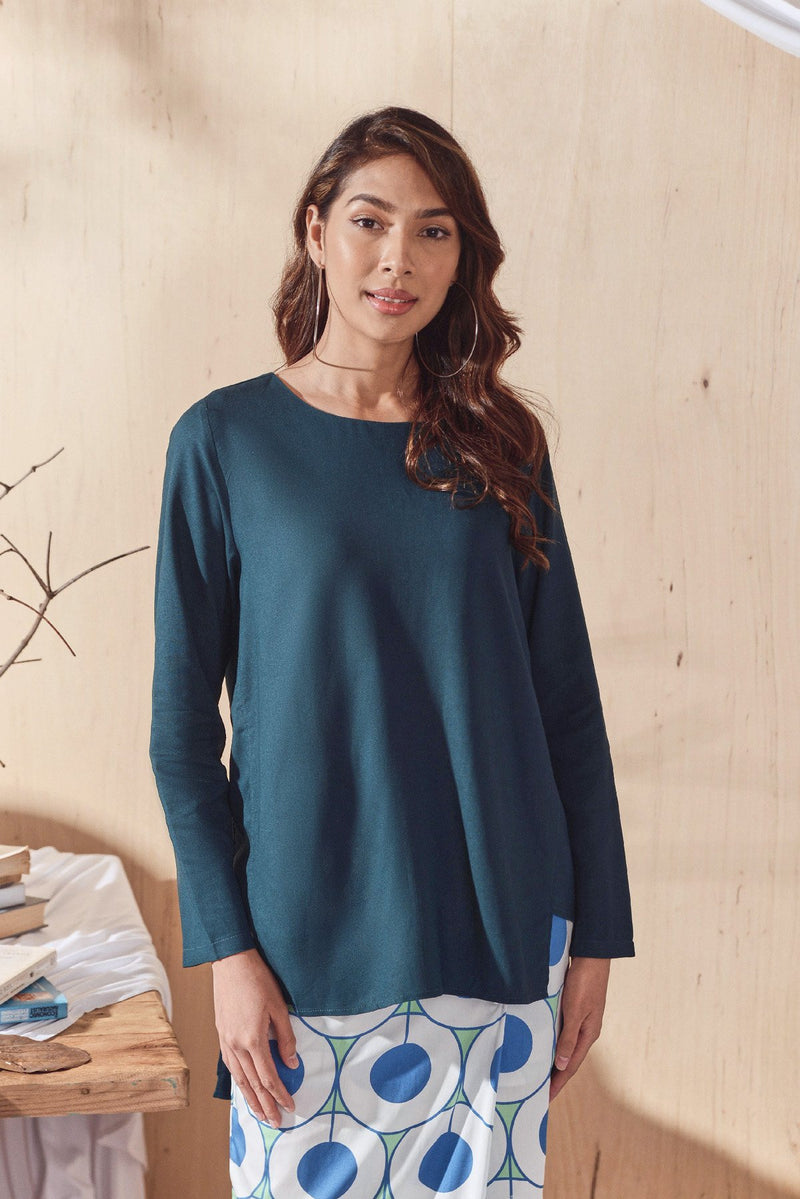 The Balik Women Pesak Blouse - Emerald Green