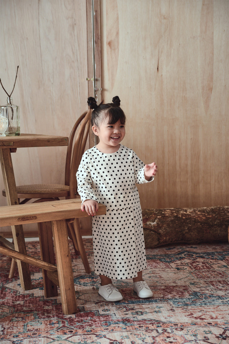 baju kurung baby polka dot print