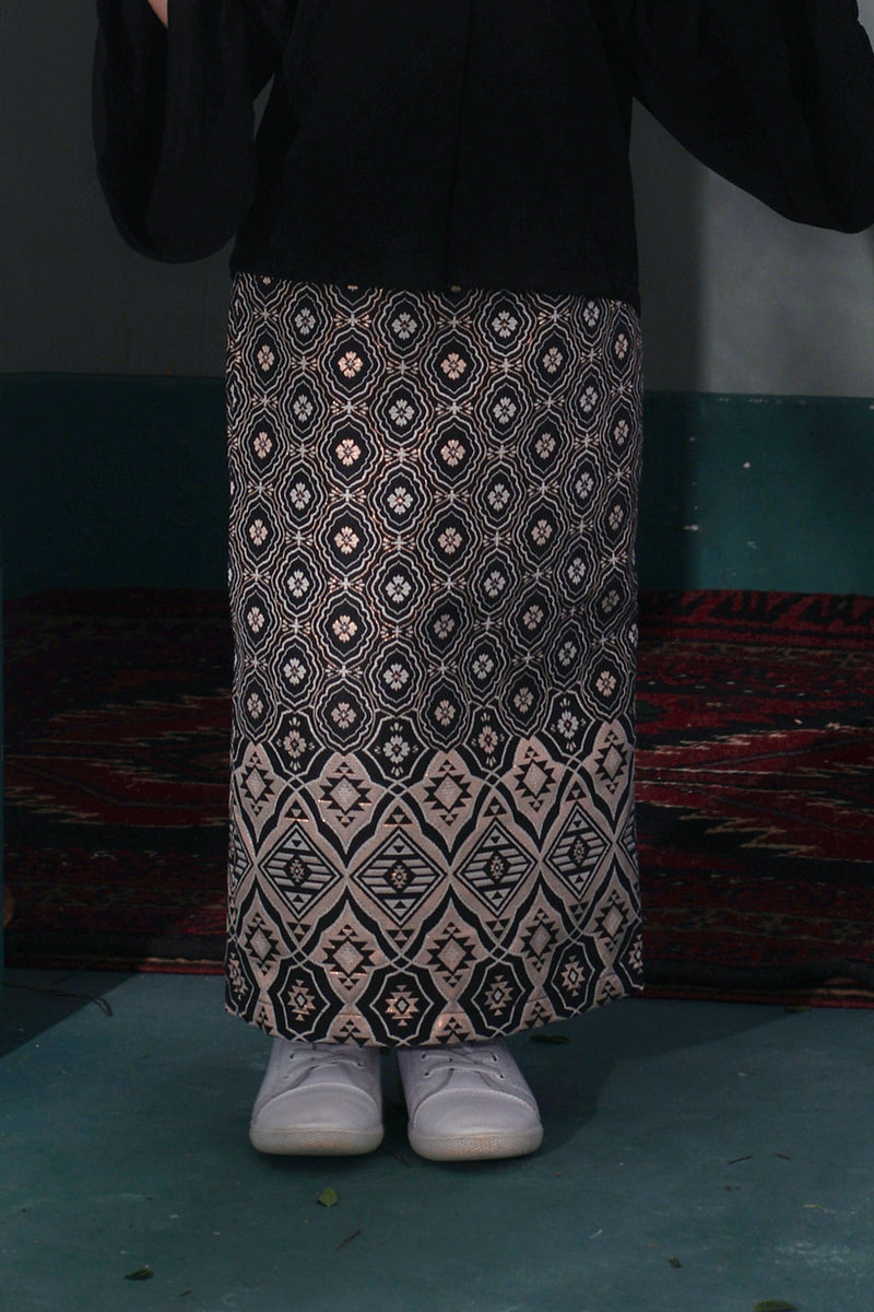 kain budak perempuan songket